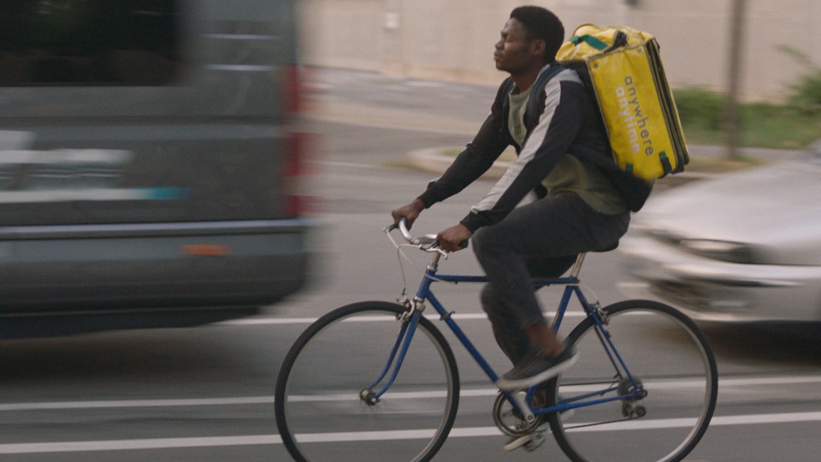 Em Qualquer Lugar, A Qualquer Hora